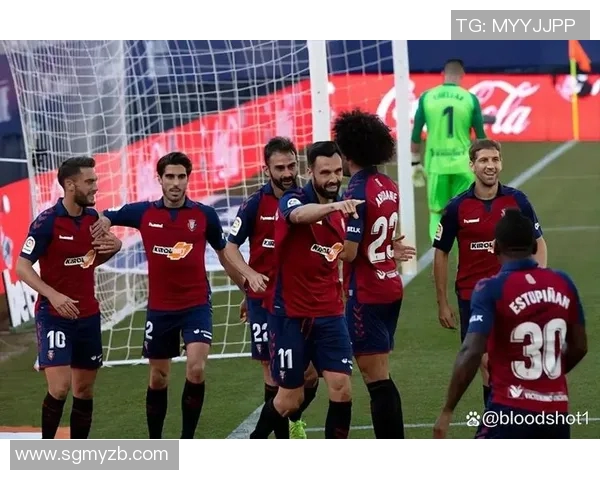 西甲焦点之战：巴塞罗那大胜皇马，梅西梅开二度力助球队取得胜利